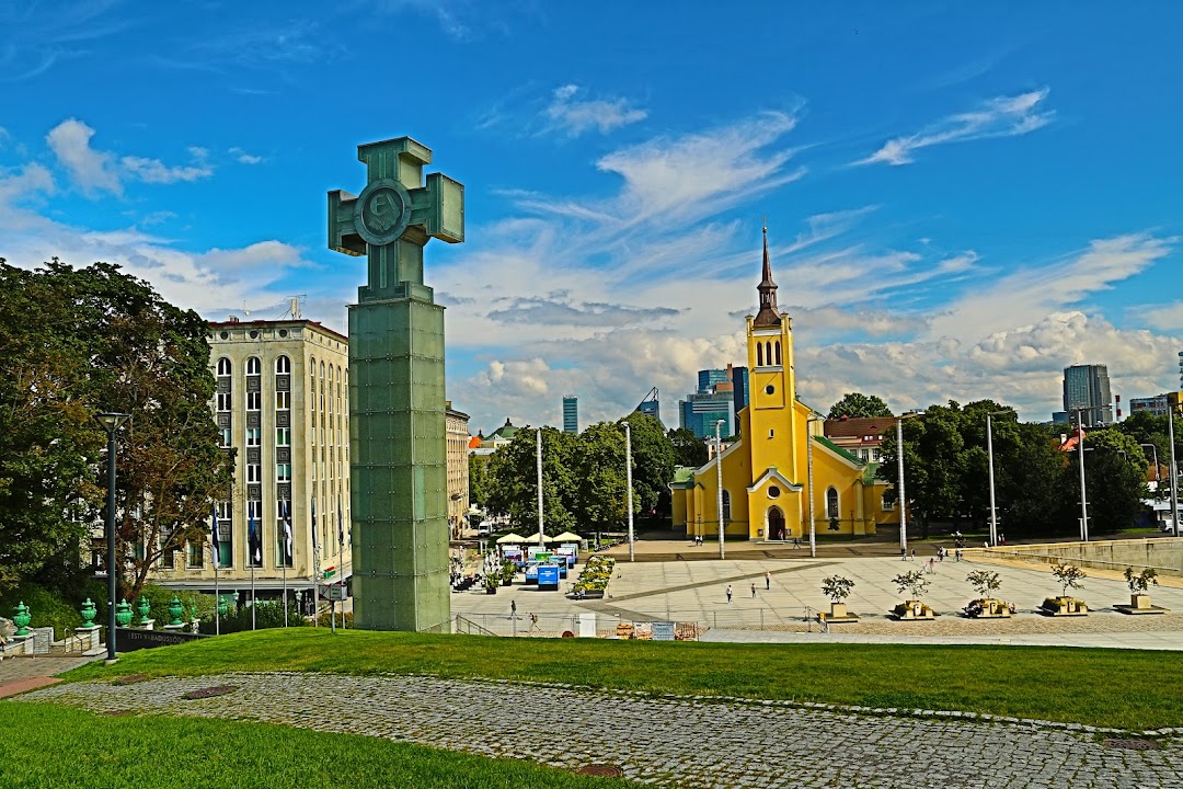 Freedom Square — Tallinn experience