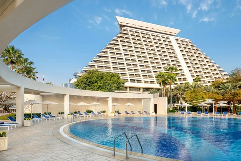 Sheraton Grand Doha Resort & Convention Hotel