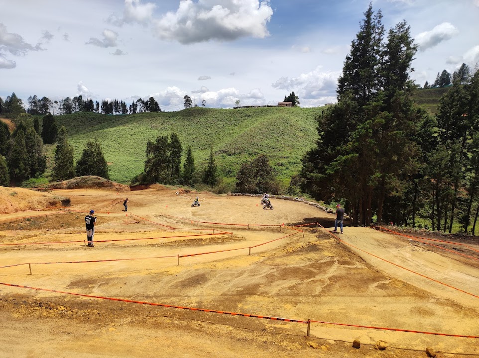 Pista Motocross Road Track Guarne