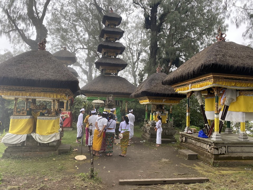 Pura Pucak Mangu