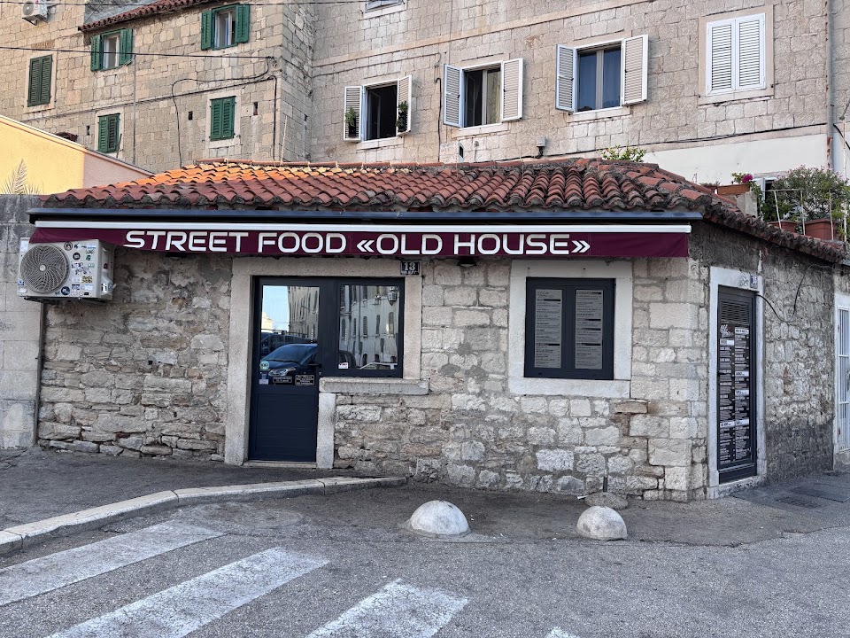 Old House street food