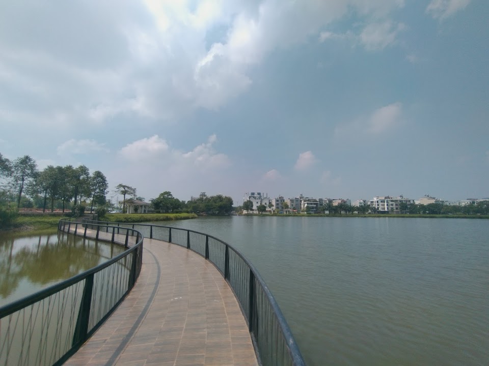 Bách Việt Lake - Hồ Bách Việt