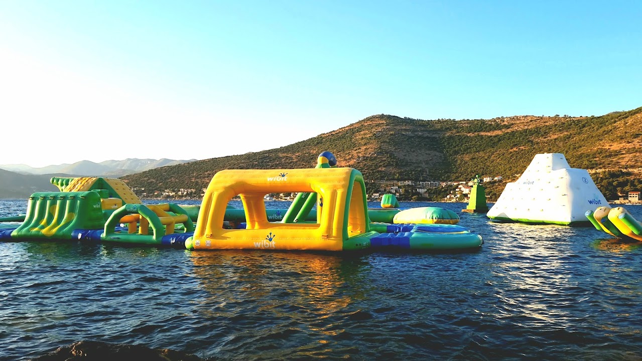 WIBIT - Copacabana Waterpark