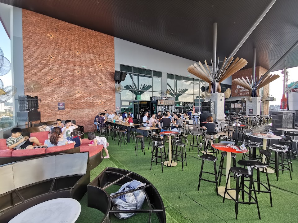 Hallaway KL Rooftop Bar