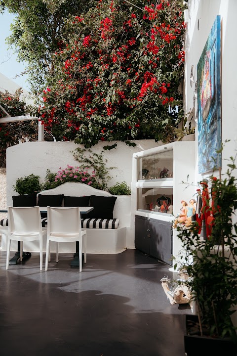 Alisachni Lounge