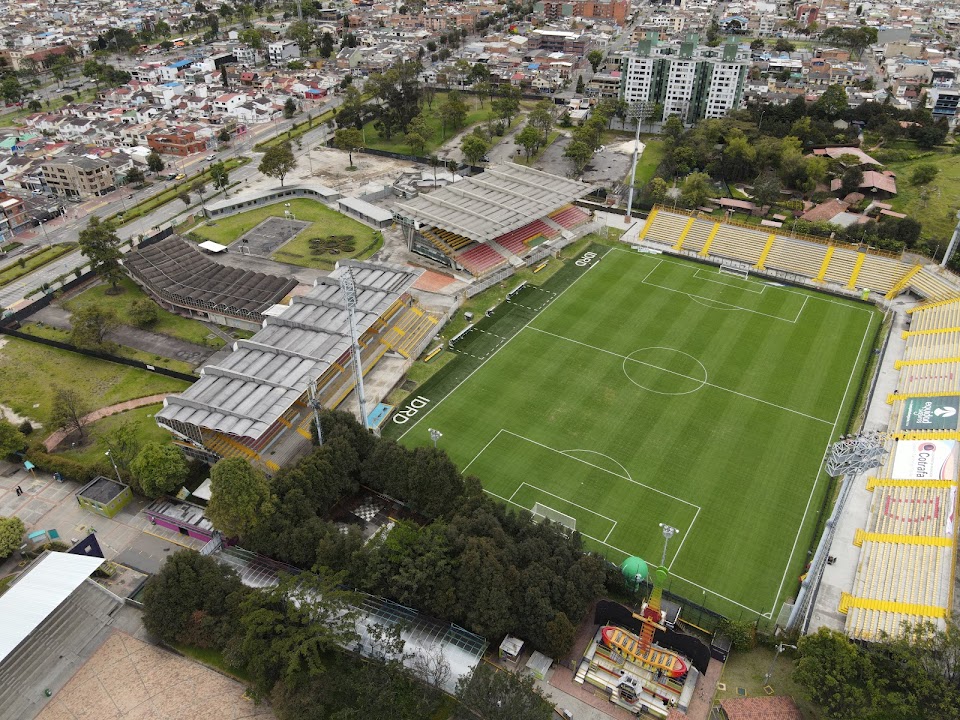 Estadio Metropolitano de Techo
