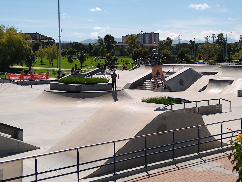 Estructurante Fontanar del Rio Park