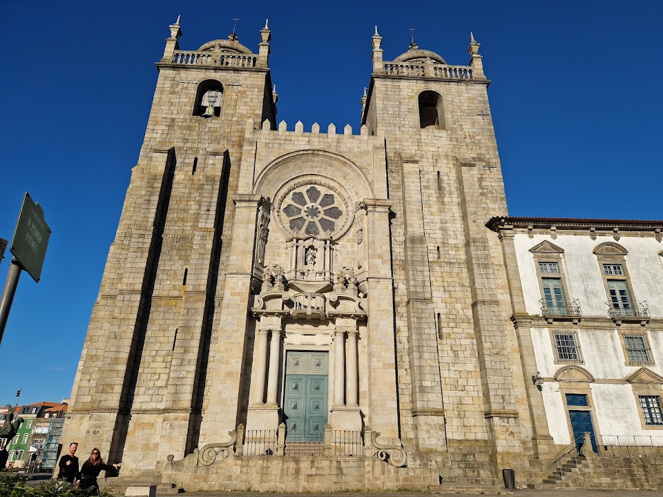 Porto Cathedral — Porto experience