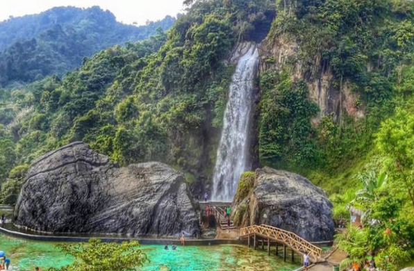 Bidadari Waterfall