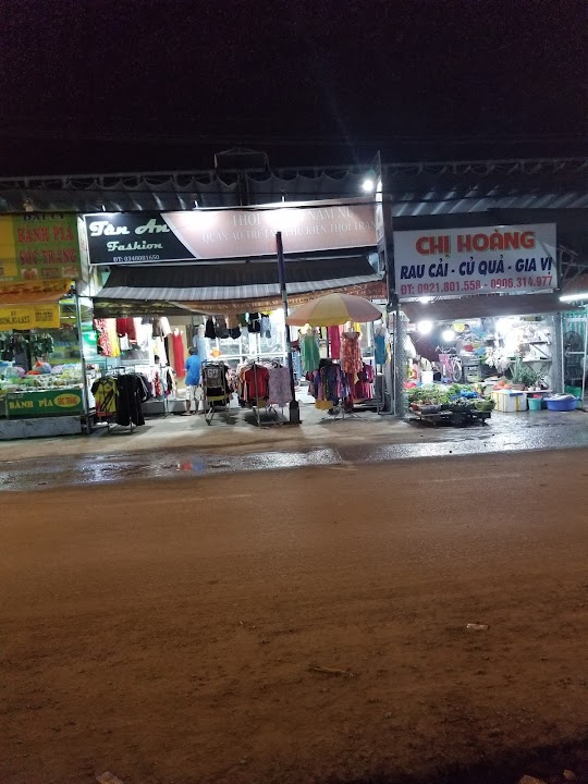Hung Long Market