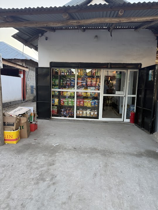 Debbie's liquor boutique