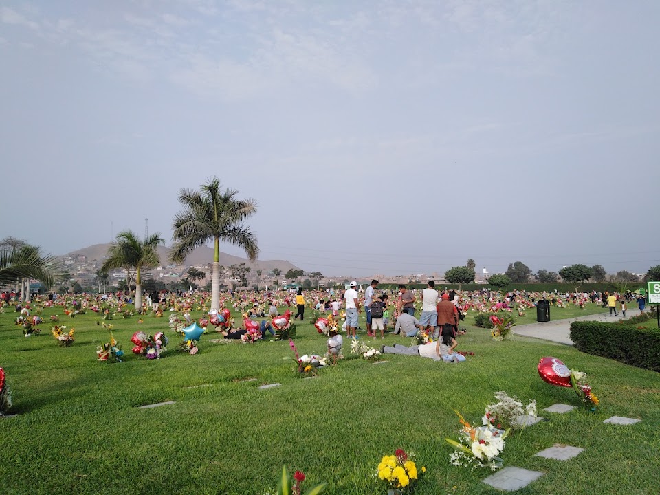 Parque del Recuerdo Puente Piedra